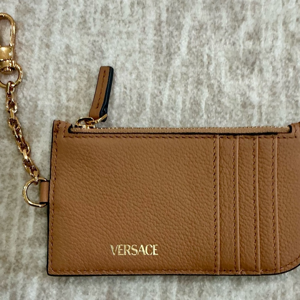 ✨💎NWT💎✨Full inclusion VERSACE Medusa Cardholder! - Picture 7 of 8